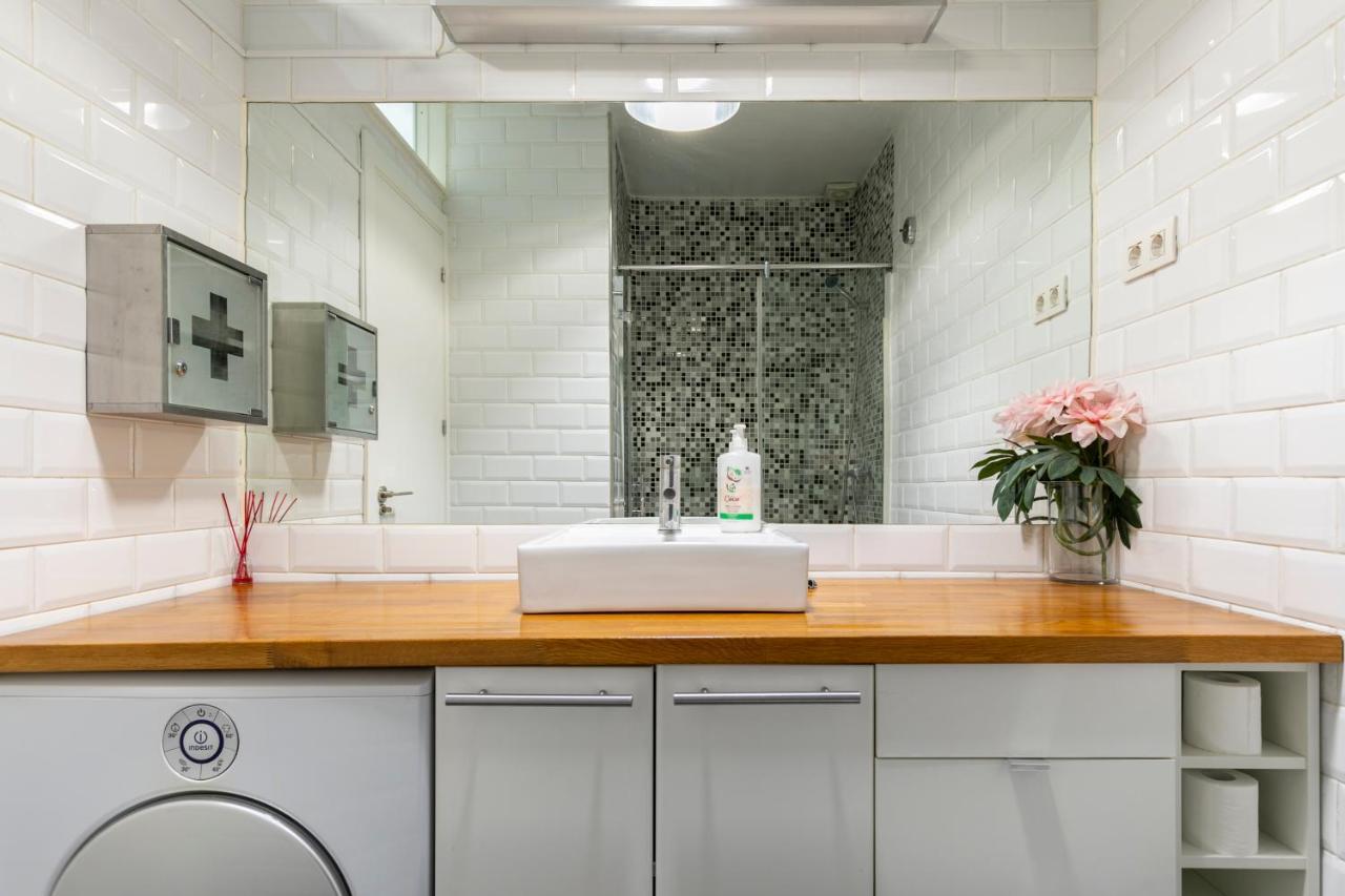 Homeabout Madrid Rio Apartment Bagian luar foto